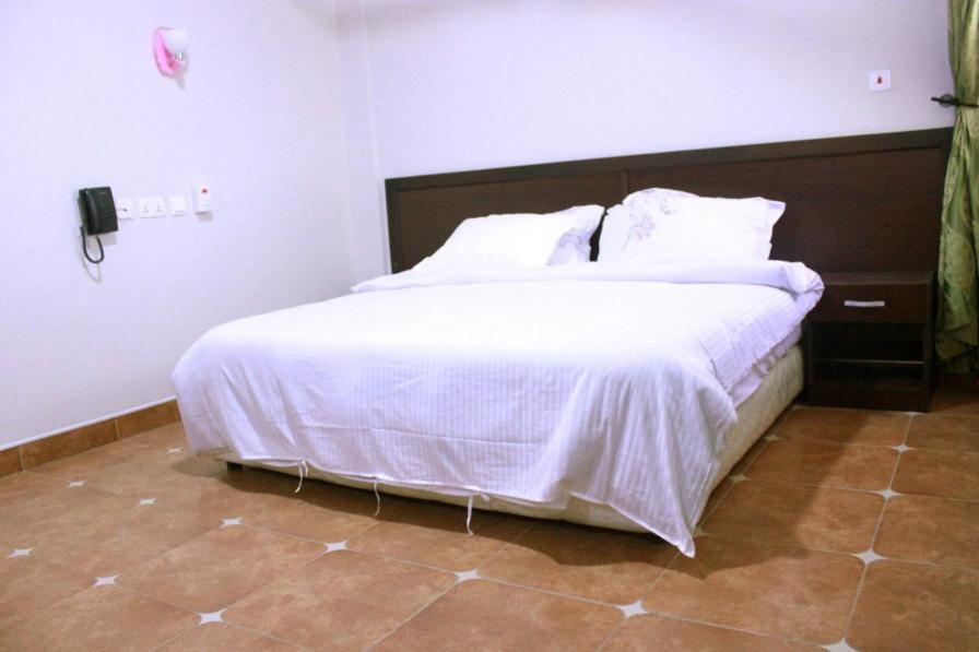 Royal Baron Hotel Kumasi Exterior photo
